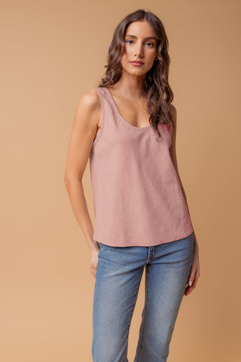 Chic Summer Tank Top Paired with Blue Jeans