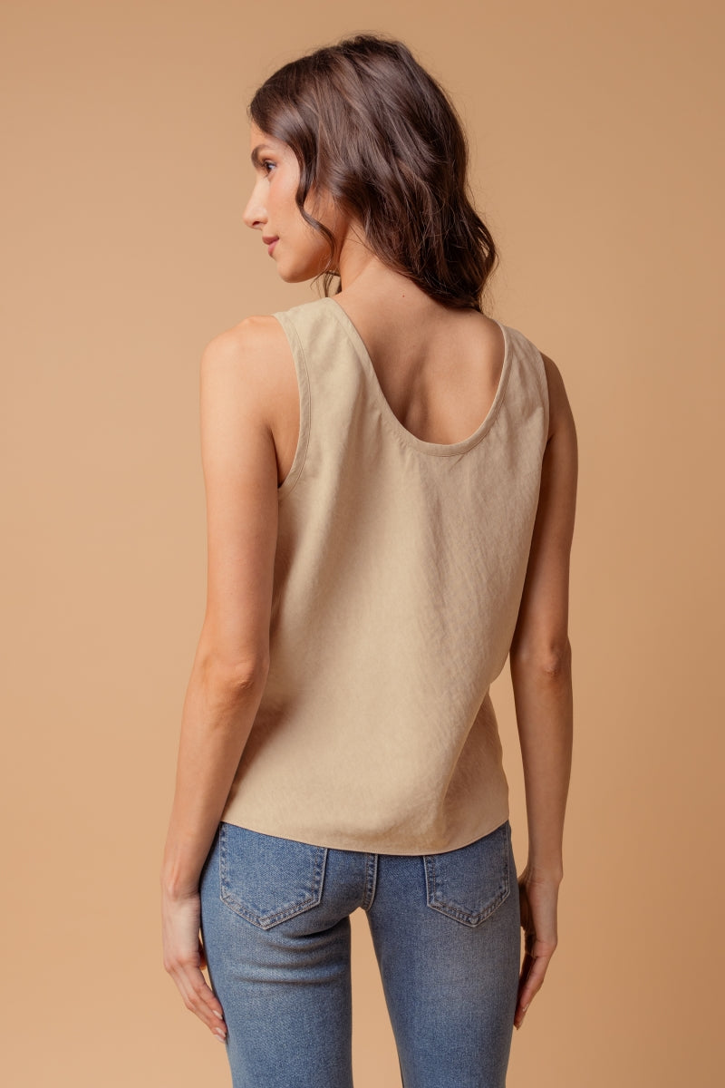 Chic Summer Tank Top Paired with Blue Jeans