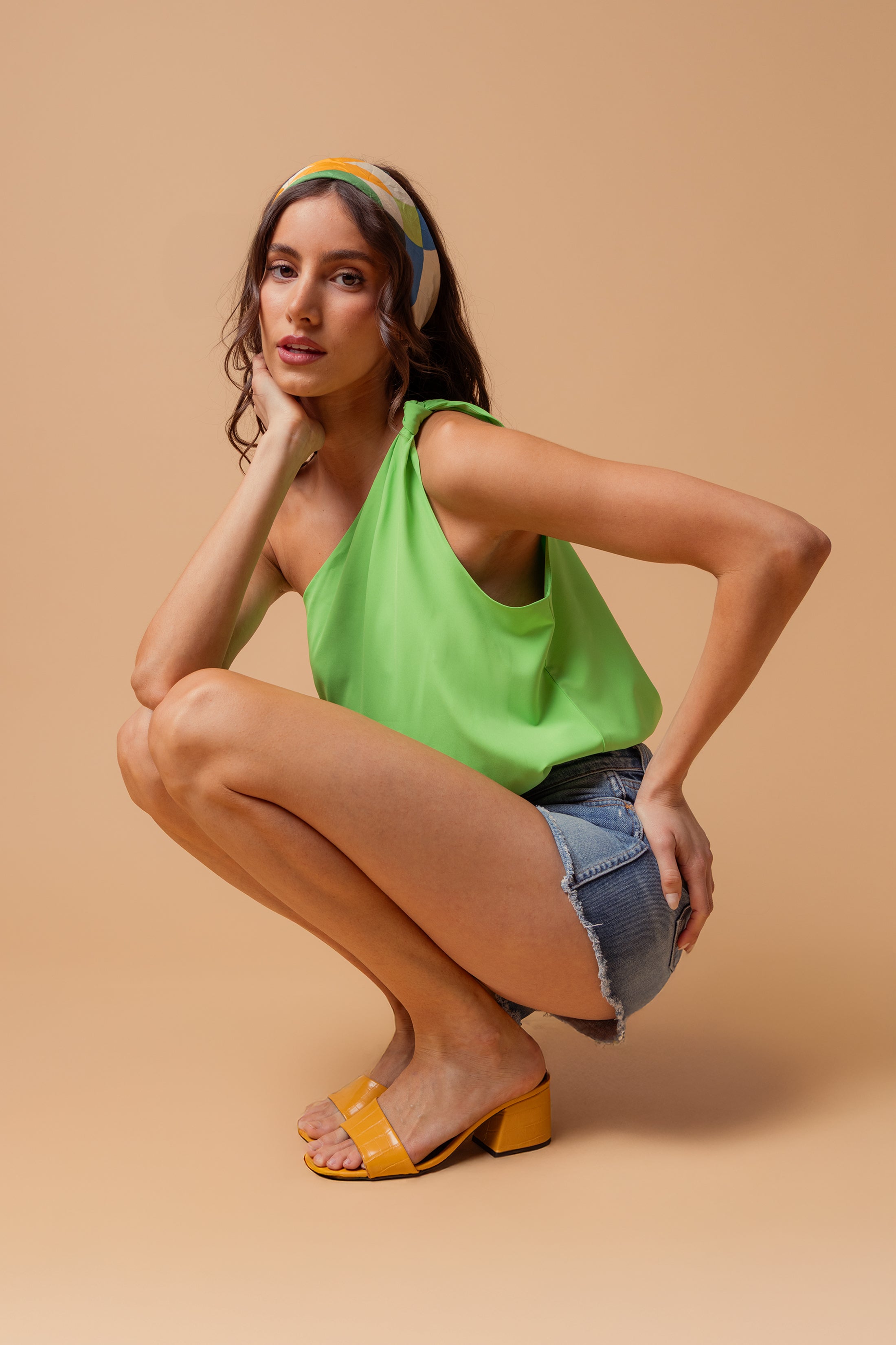 フォーマットC ワンドロップ One Shoulder Knot Detail Top – Naked Zebra Wholesale